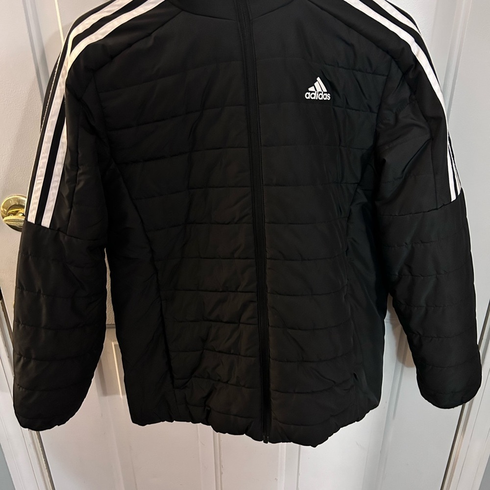 ADIDAS ESSENTIALS 3-STRIPES INSULATED HOODED HYBRID JACKET